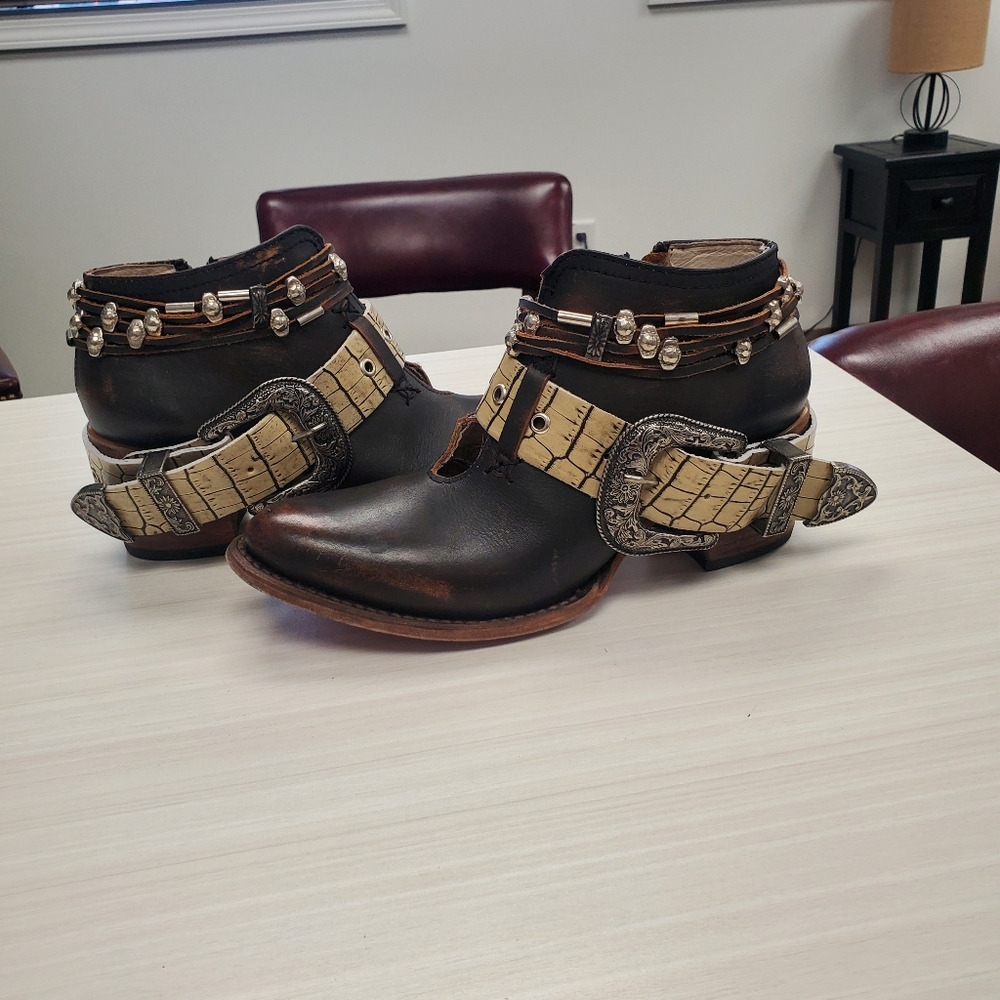 Freebird booties